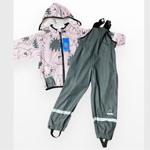 Orline pro two piece waterproof rain jacket
overalls pink monsters size 4